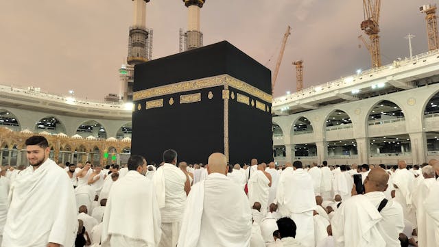 How Much is Umrah Package from UK